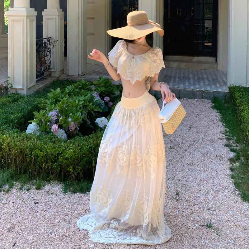 New design heavy industry suit summer island vacation style beautiful apricot one-word shoulder top half-length skirt