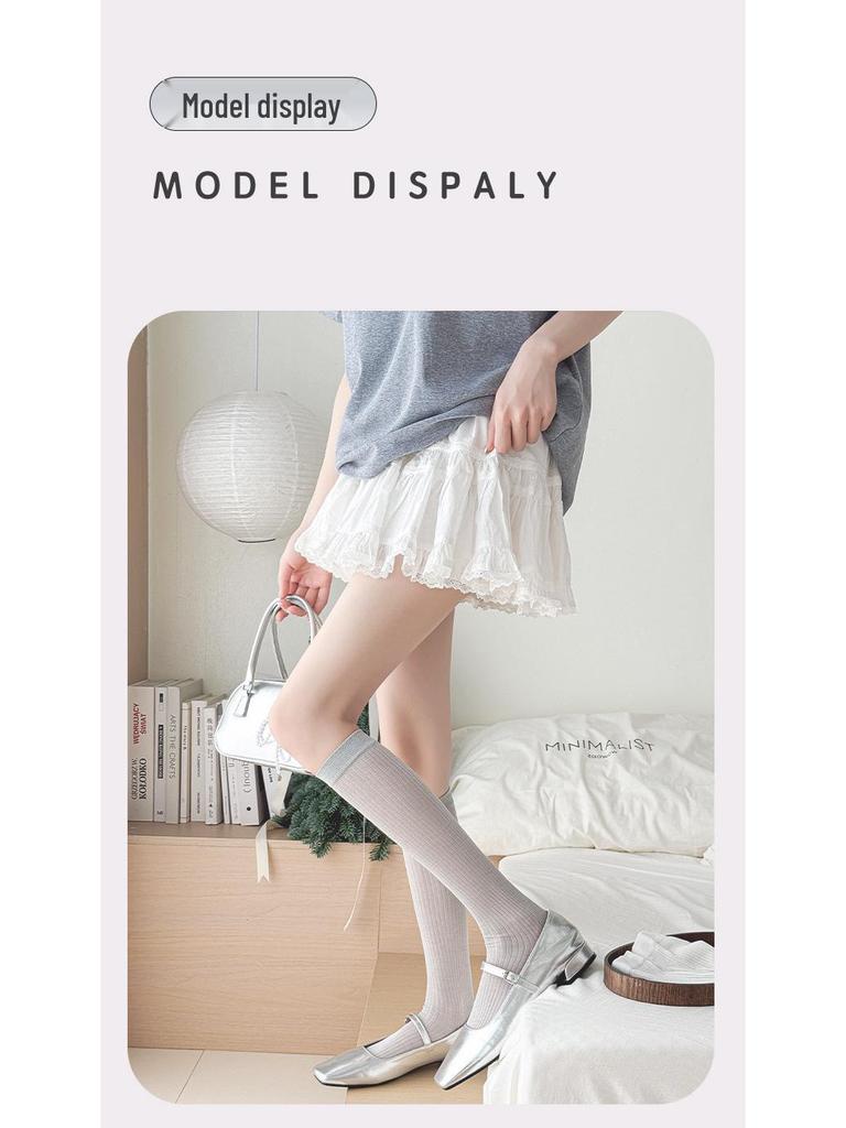 Chaussettes Mi-Mollet Fines de Couleur Unie pour Femmes - Polyvalentes, Amincissantes et Élégantes pour le Printemps et l'Été