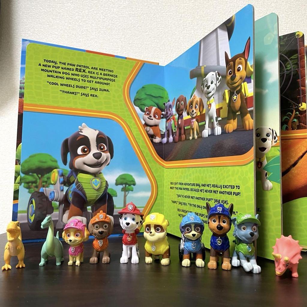 [USED] Paw Patrol My Busy Book with 10 Figures