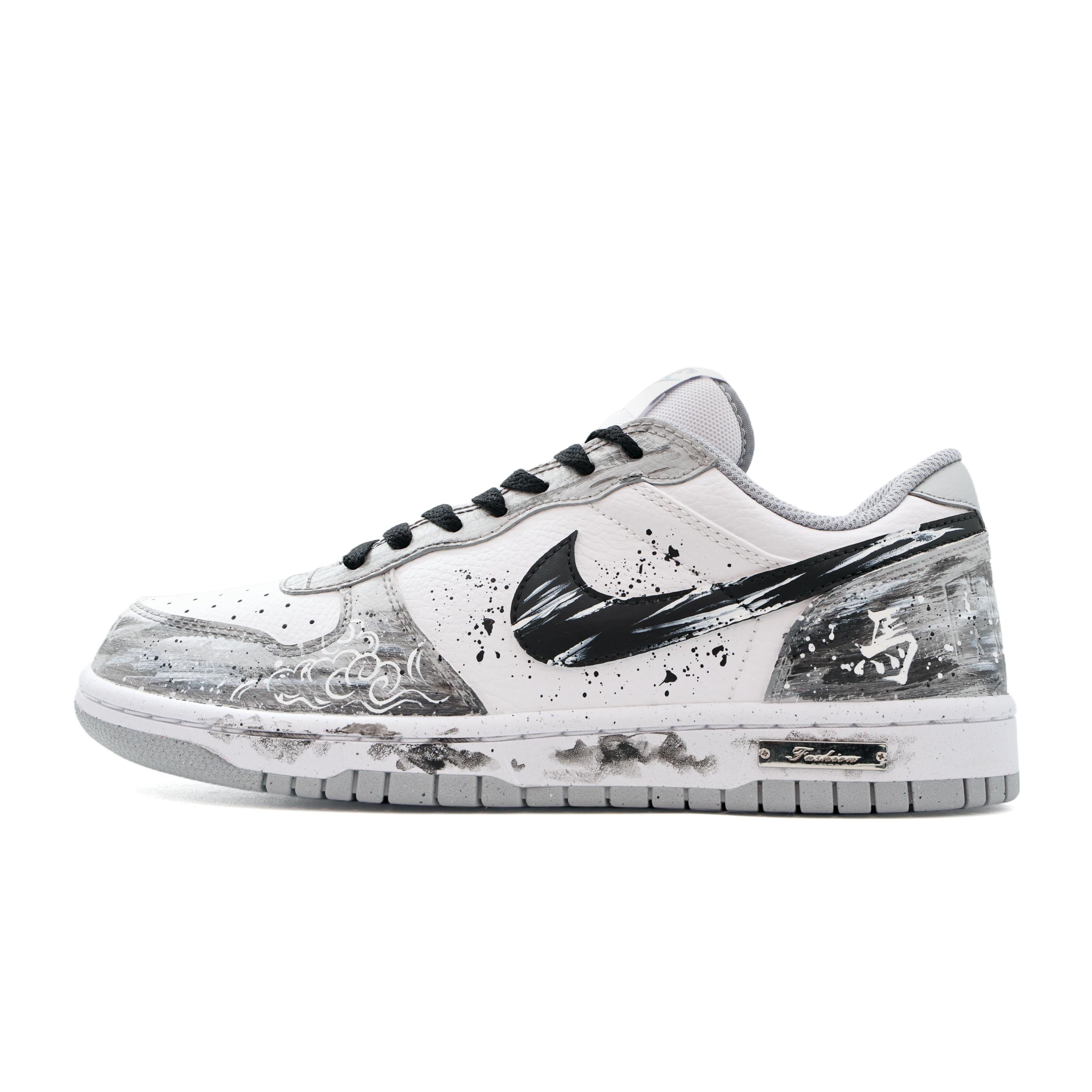 

Nike Big Abrasion Resistant Breathable Abrasion Resistant Breathable Low top Casual Skateboard Shoes Men s Black White 355152-106(Team1839-) 44