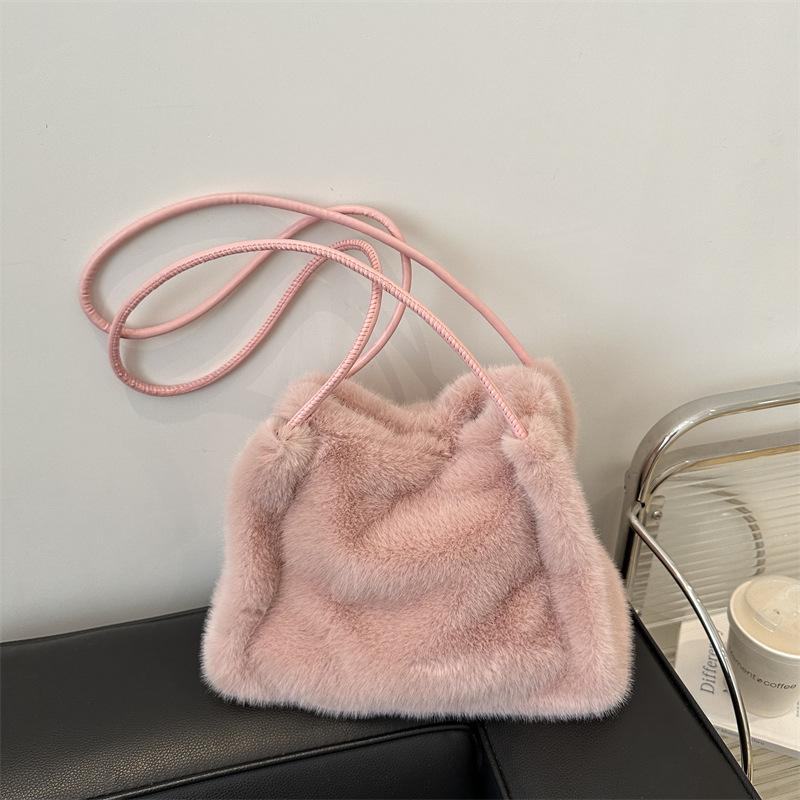 Plush Underarm Bag Cute Literary Lightweight Simple Casual Bag Fashionable Versatile Shoulder Bag Tide