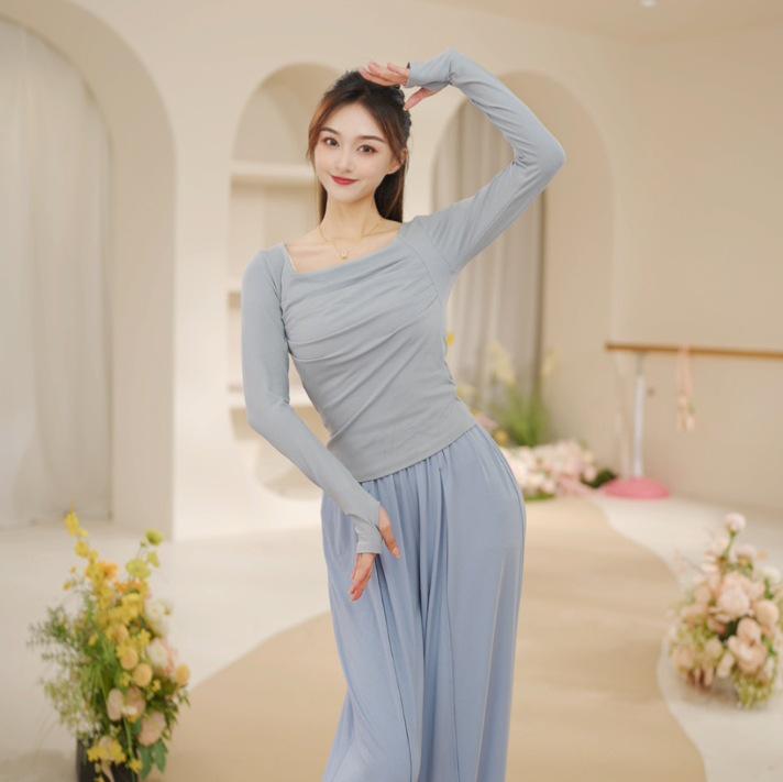 Women s Long Sleeve Dancewear Top for Yoga and Modern Dance Practice Small
