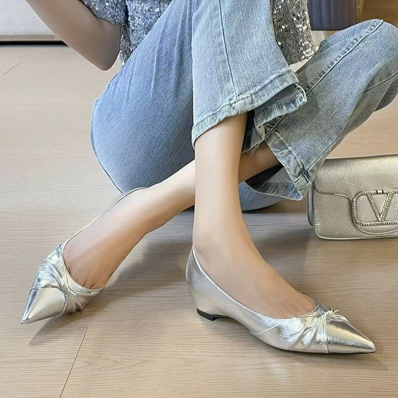 Fashion 2025 Temperament Shallow Single Shoes Women's New Inside High Wedge Pointed Toe Versatile Flat Shoes for Women
