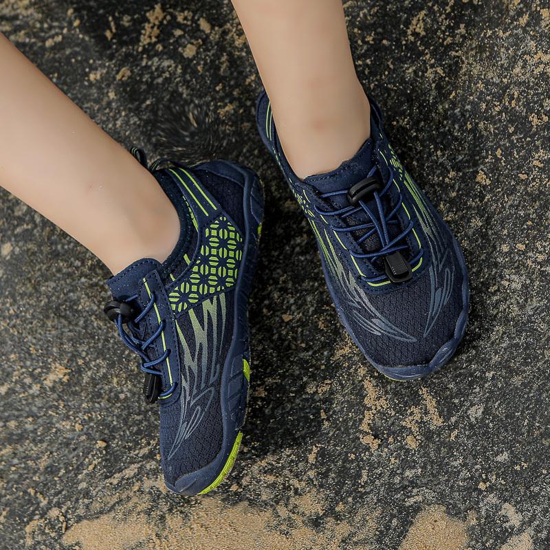 Barn Vann Sko Barn Aqua Sko Drenering Strand Sports Sandaler Hurtigtørkende Svøm barbeint Vade Båtliv Dykking Surfing joggesko