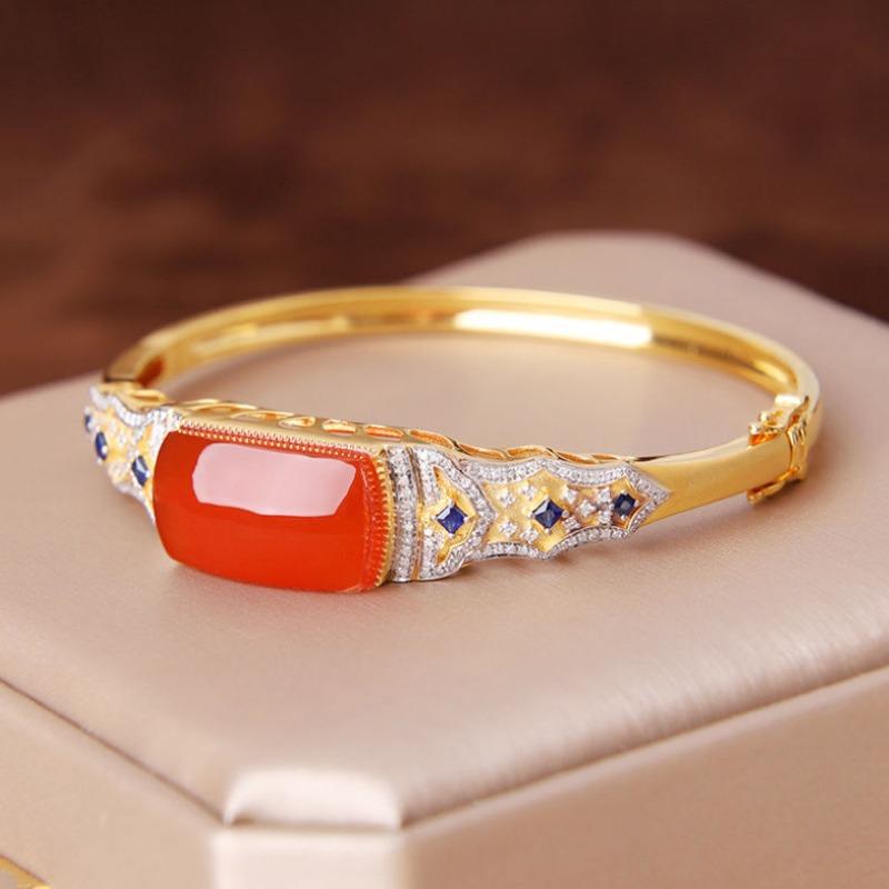 Southern Red Tourmaline Charm Bracelet For Women Female Retro Ethnic Style Red Bangles Ancient Gold Craft Banquet Jewelry