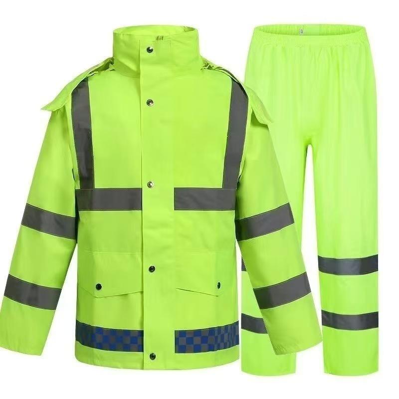 Impermeable y Pantalones Reflectantes para Trabajadores de Tráfico y Saneamiento