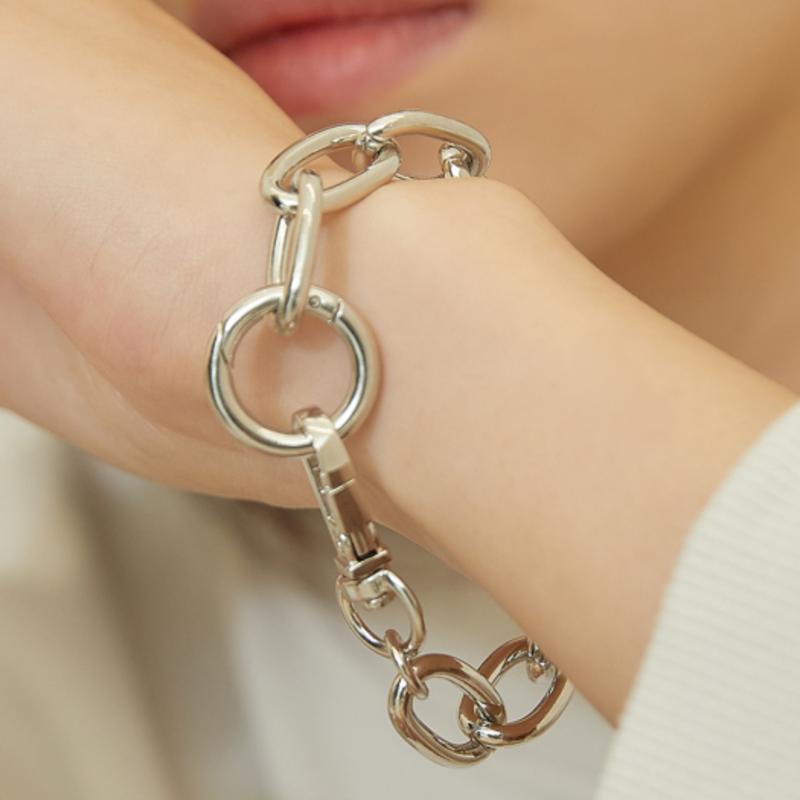 POSTLUDE B BOLD CHAIN B (2COLOR)