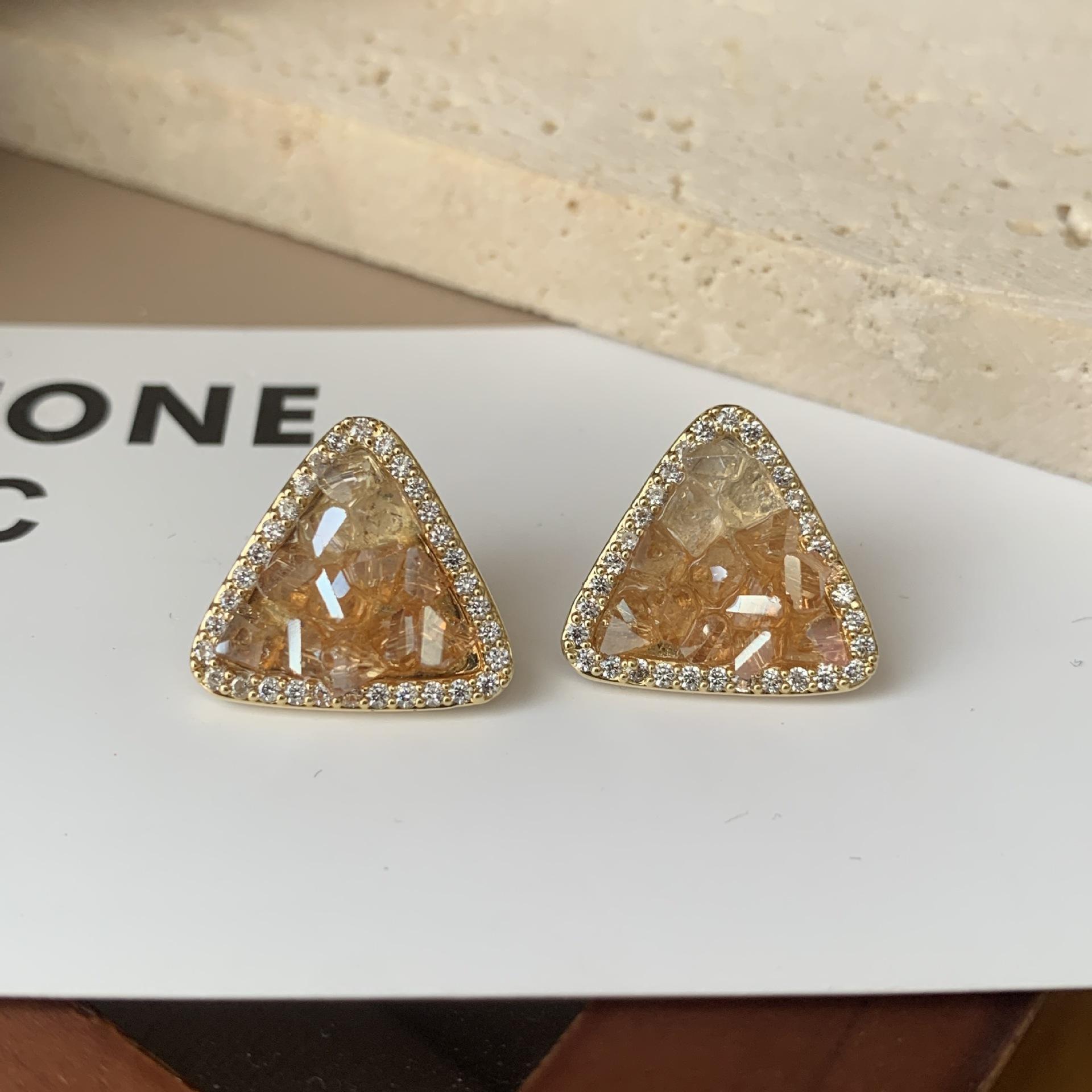 

Супер красивые треугольные серьги с кристаллами градиентного цвета для женщин, модные стильные серьги с геометрической формой для вечеринки оранжевый