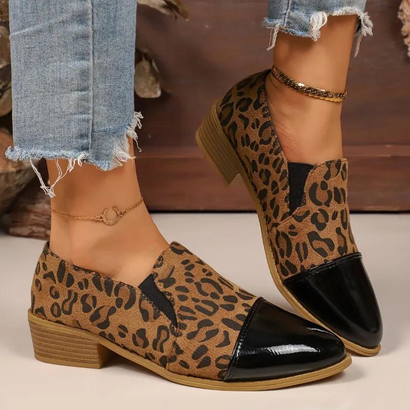 Trend Versatile Pointed Toe Casual Large Size Pumps 2025 Fashion High Quality Leopard Print Square Heel Classics Ladies Shoes