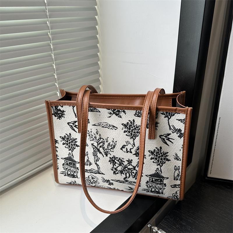 

Chinese style national style fashion bag large capacity 2025 autumn and winter new versatile canvas commuter shoulder tote bag коричневый