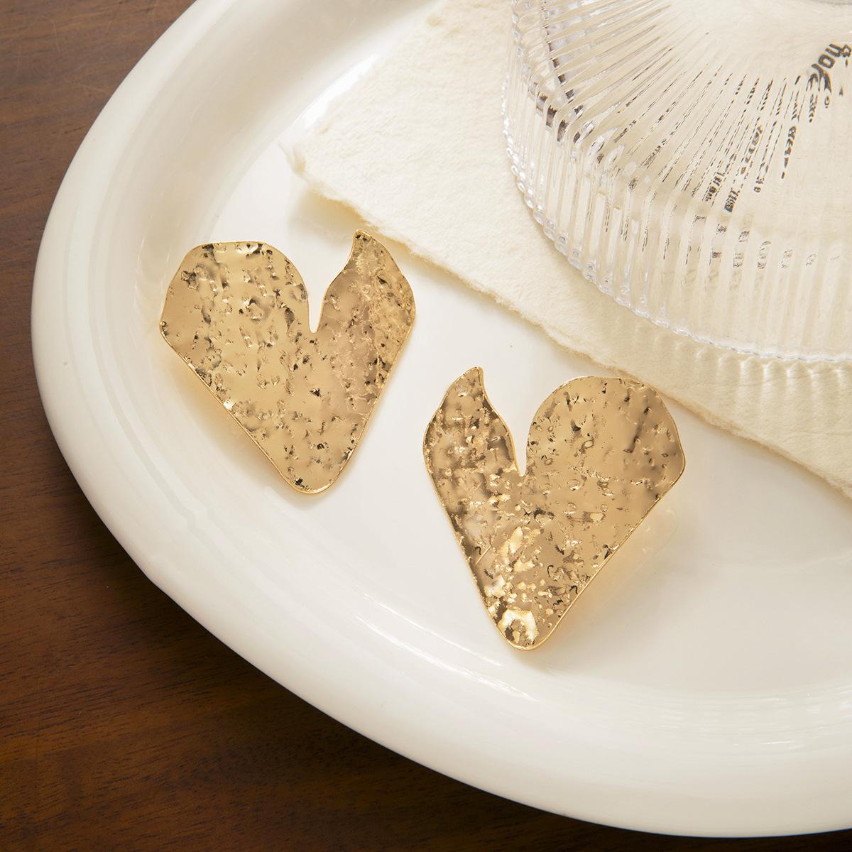 Ретро Металлические Серьги-Гвоздики В Форме Ветра, Высококачественные Преувеличенные Неправильные Серьги-Гвоздики В Форме Сердца, Элегантные Серьги для Женского Темперамента