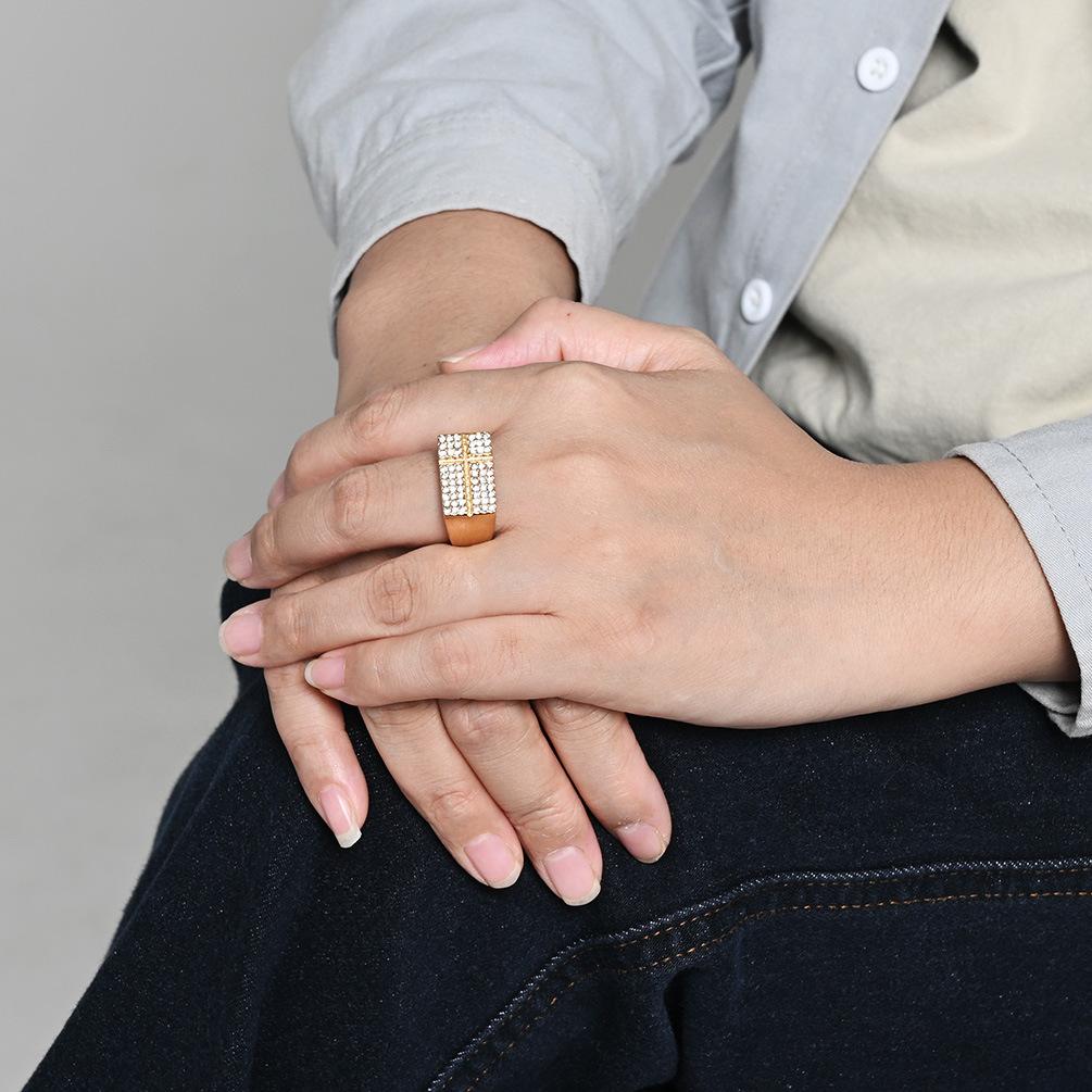 Hiphop Stainless Steel Shinny Zircon Cross Ring for Men PVD Gold Plated Jewelry