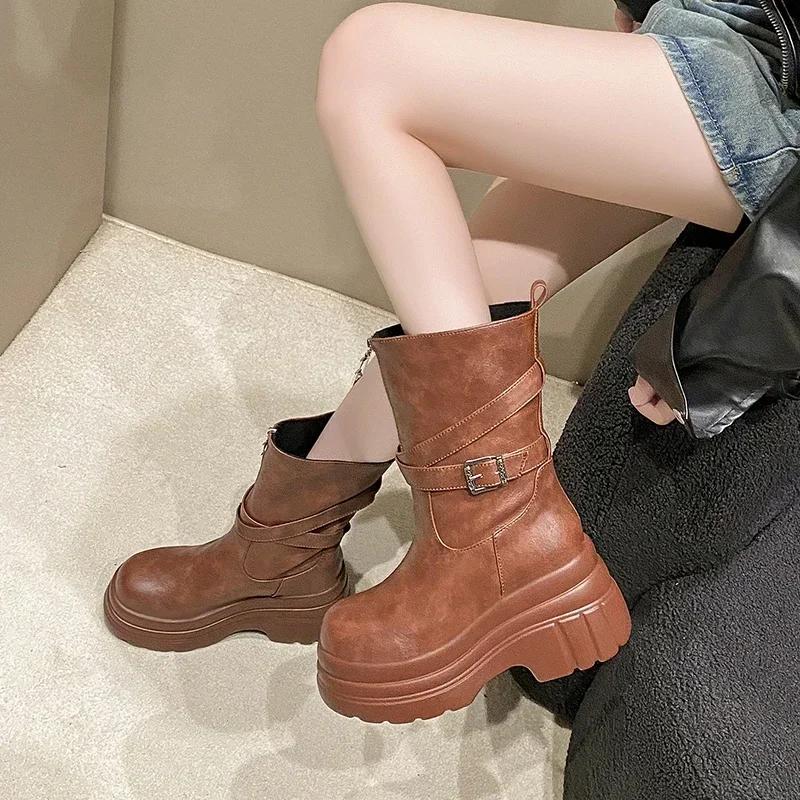 Moda Stivali Chunky con Plateau 9CM Donna Tacchi Alti Nuovo Autunno 2024 Stivaletti Mid-Calf in Pelle Sneakers di Tendenza Inverno Marroni Stivali da Moto Zapatos
