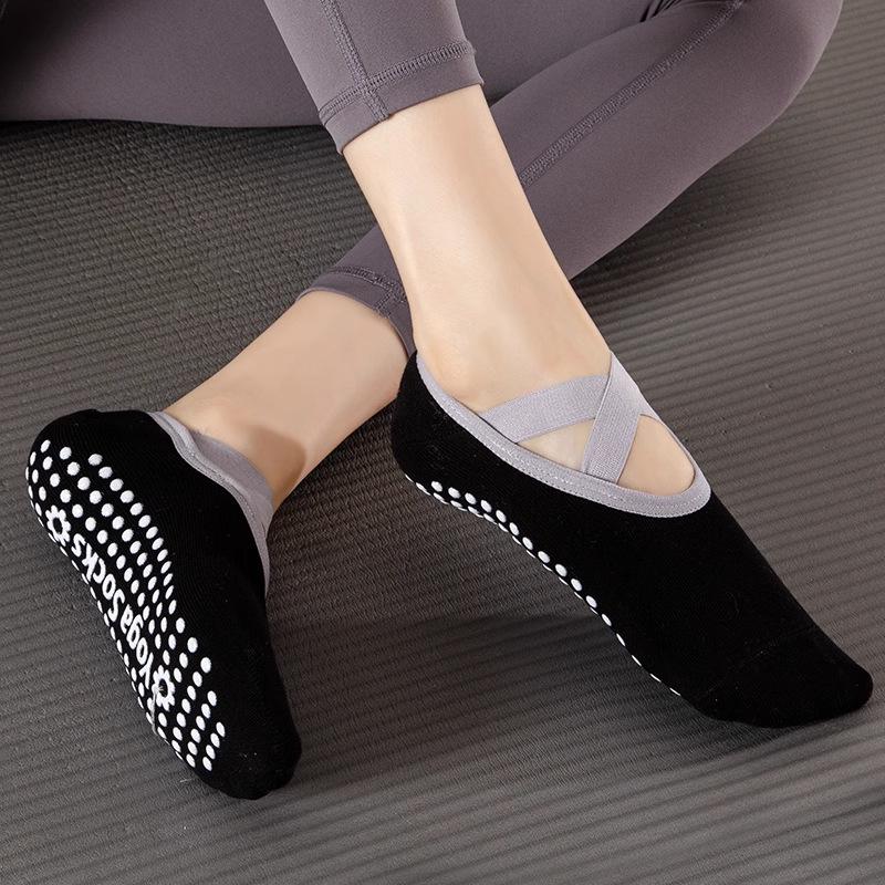 Women's Non-Slip Yoga Pilates Summer Socks for Indoor Fitness and Running