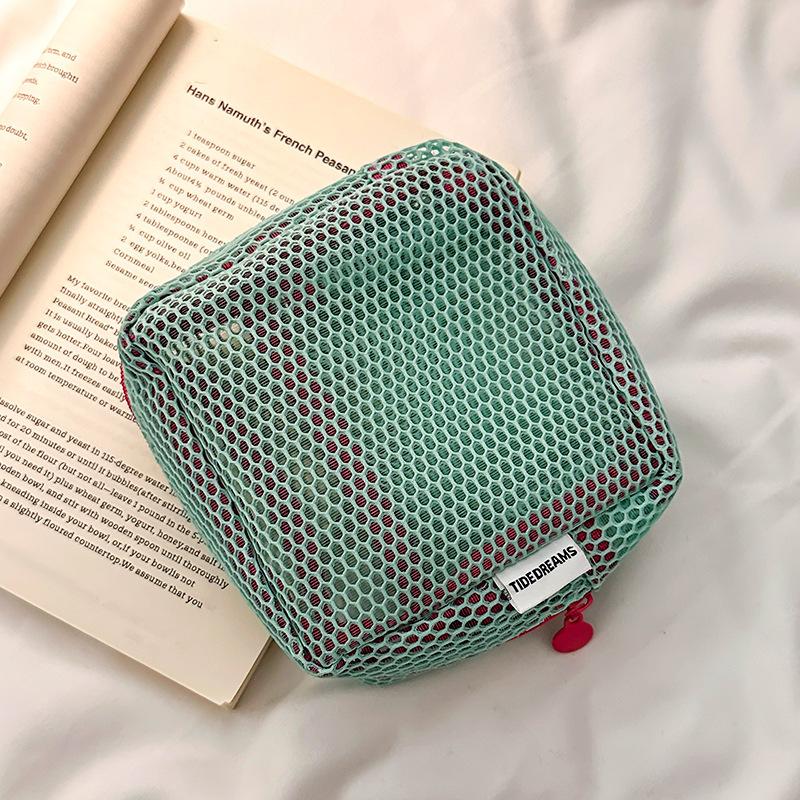 

New Fashion Dopamine Grid Tofu Bag Storage Bag Portable Coin Purse Mesh Small Cosmetic Bag Storage Bag Small Bag