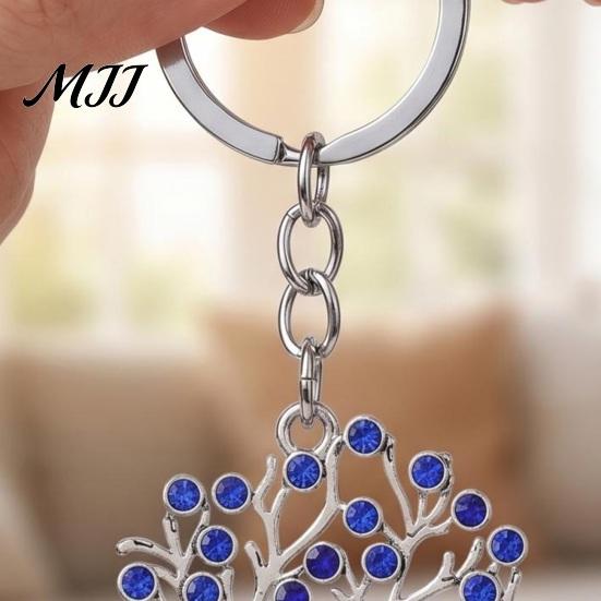 Durable Metal Keychain Pendant Rust Resistant Retro Hollow Tree Charm Keyring Key Chain with Rhinestone Inlay Backpack Accessory