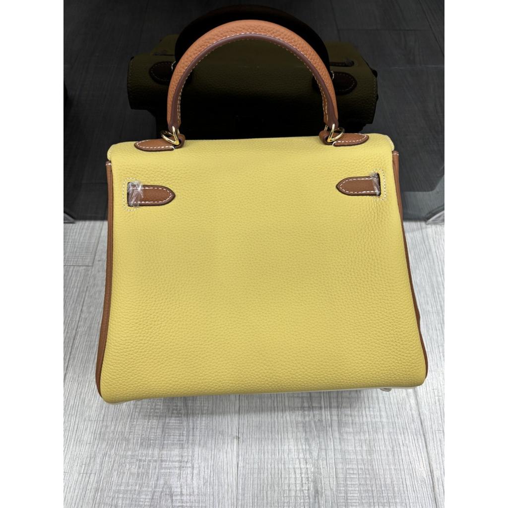 2026 neue Leder-Damenhandtasche 25CM dreifarbig zweite Generation Kelly-Tasche High-End-Gefühl tragbar vielseitig Schulter-Umhängetasche