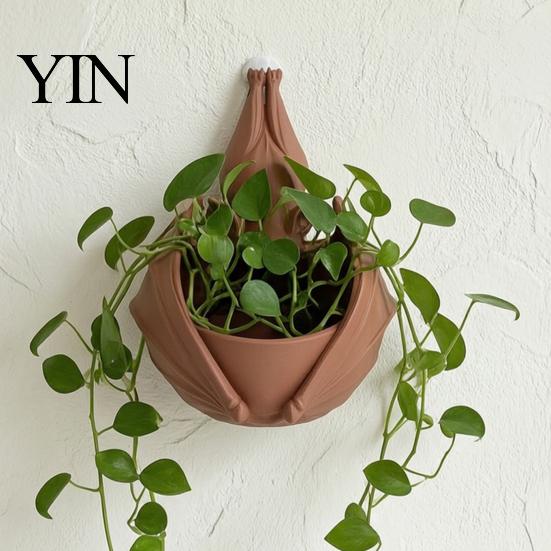 Unconventional Garden Supplies Hanging Bat Planter, Gothic Plant Pot, 3D Printed Novelty Gift for Lovers Halloween Planter Trailing Vines, Indoor
