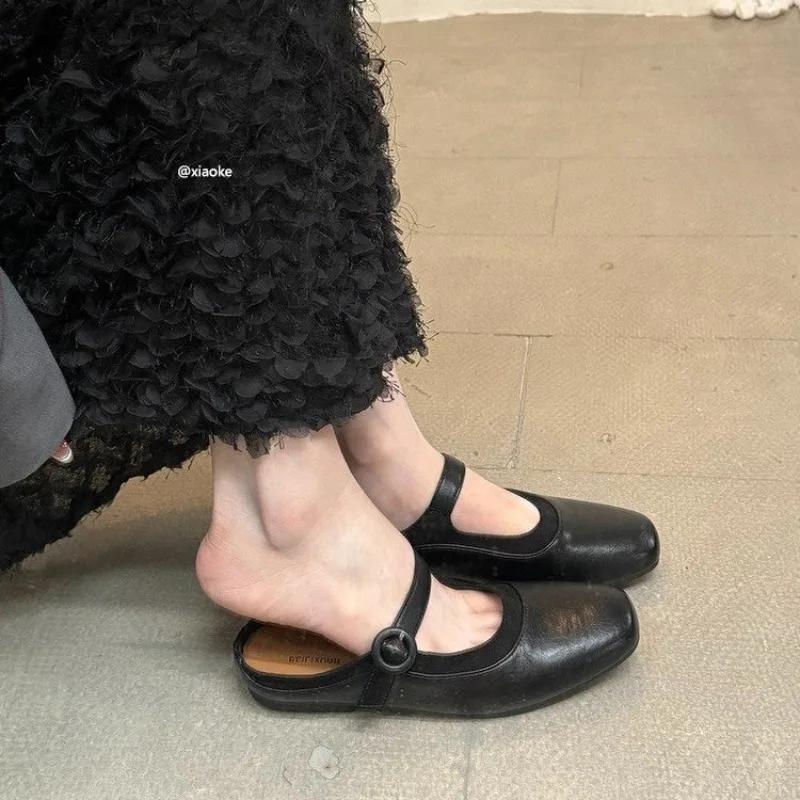 Dámské boty Horký výprodej Dámské pantofle s uzavřenou špičkou Módní pantofle s přezkou Dámské ležérní pantofle Nový nejprodávanější Ploché pantofle