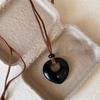 Retro Exquisite Hollowed Heart Shaped Pendant Necklace For Women Jewelry Accessries Gifts