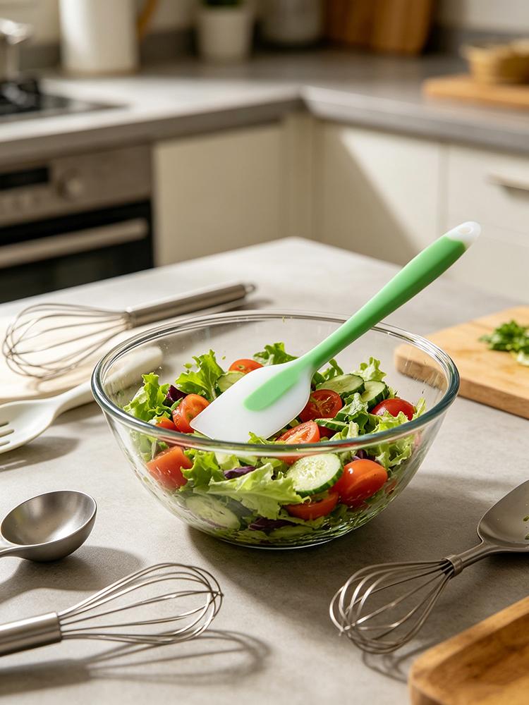

Food Grade Silicone Scraper, Heat Resistant Flexible Silicone Baking Spatula, Non-Stick Cake Cream Butter Mixing Tool Kitchen Utensil зелений