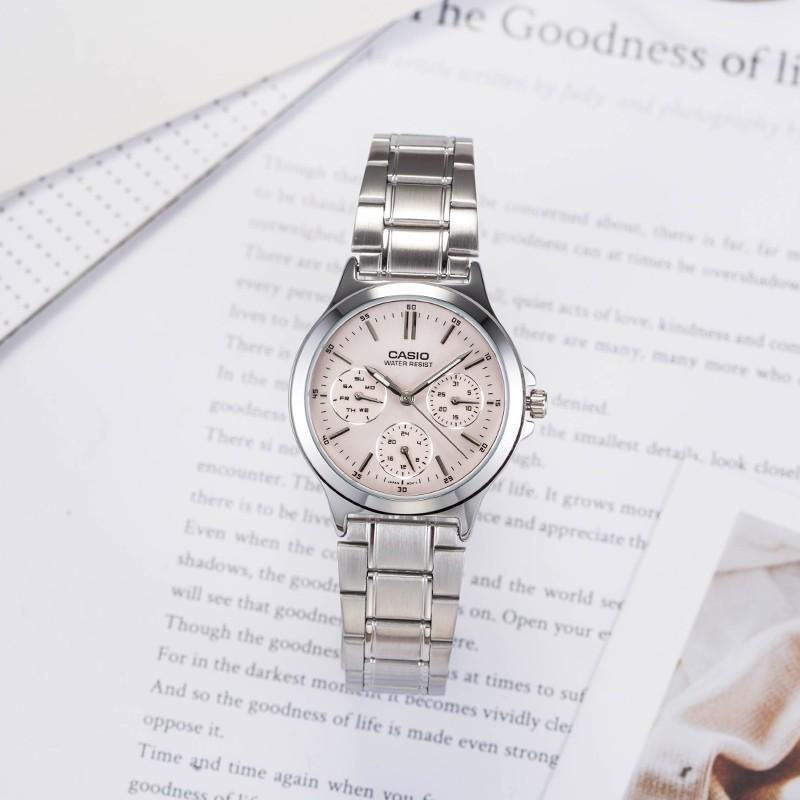 Casio STANDARD Series Business Casual Fashion Classic Pointer Three-eye Six-pin Roman Scale Waterproof Quartz Movement Stainless Steel LTP-V300D-4A