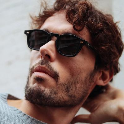 Nieuwe Klassieke Vintage Zonnebril Heren Klein Vierkant Retro Punk Oceaan Kleur Zonnebril Verloop Helder Glas Rijden Uv400 Oogbescherming