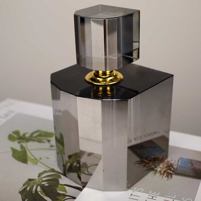 Luxurious Unique Modern Simple Artificial Crystal Design Perfume Bottle Craft Home Model Room Tabletop Decoration