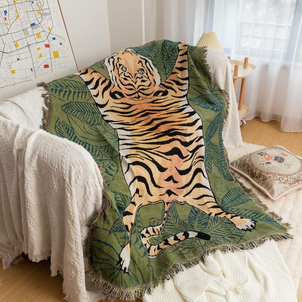Imitation Tiger Skin Tapestry Polyester Cotton Thread Woven Nordic Retro Ukiyoe Hanging Tiger Floor Mat