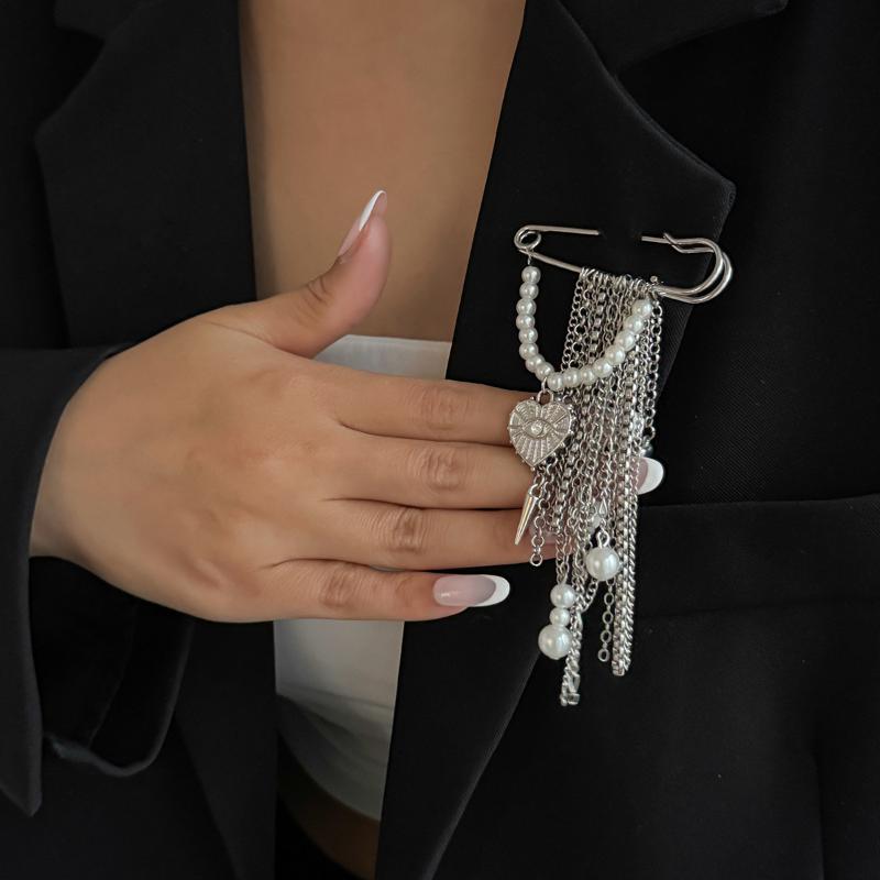 Metal Chain Pendant Long Tassel Brooch For Women Handmade Beaded Suit Coat Pins Jewelry Accessories