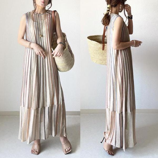 

Летнее полосатое платье без рукавов из жаккардового трикотажа 2024 M