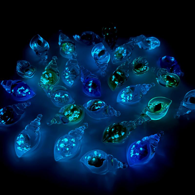 1 buc. Conci luminoase de desene animate Micro Peisaj Strălucitor Conchi în miniatură Statuie în ghiveci Mini ornamente pentru casă de păpuși de grădină.