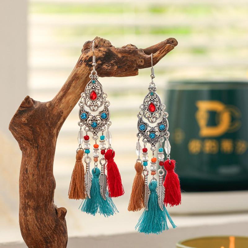 New Ethnic Temperament Tassel Earrings for Women Fashion Long Rhinestone Rice Bead Leaf Dangle Earring Wedding Party Jewelry