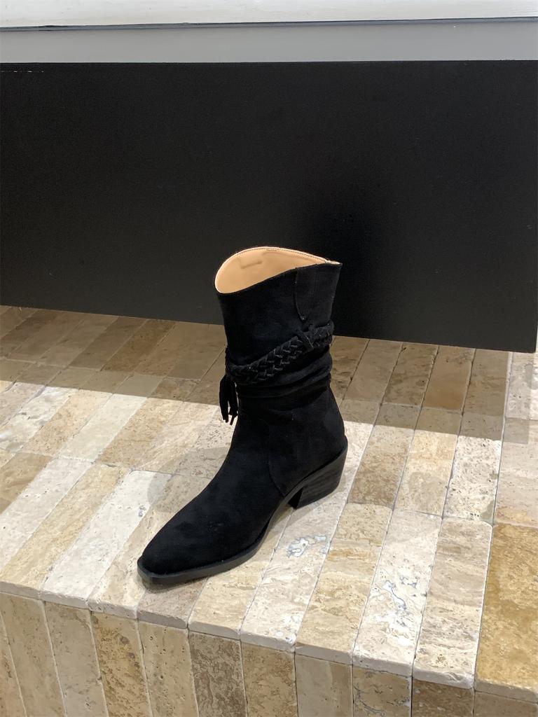 Vintage Suede Brown V-Mouth Short Boots Skinny Boots Women's Boots 2025 Spring and Autumn High Heel Pointed Mid Tube Martin Boots