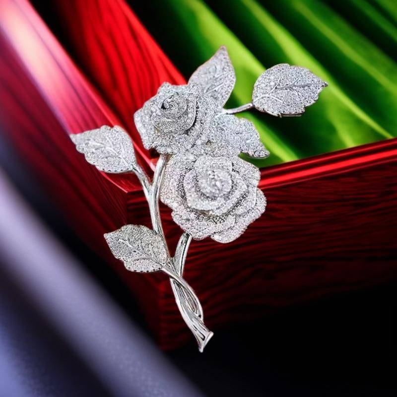 1 ks Všestranný klopový odznak Oblečení Doplňky Dámský Lehký Luxusní Design Elegantní Mikro Vykládaný Zirkon Růžová Brož