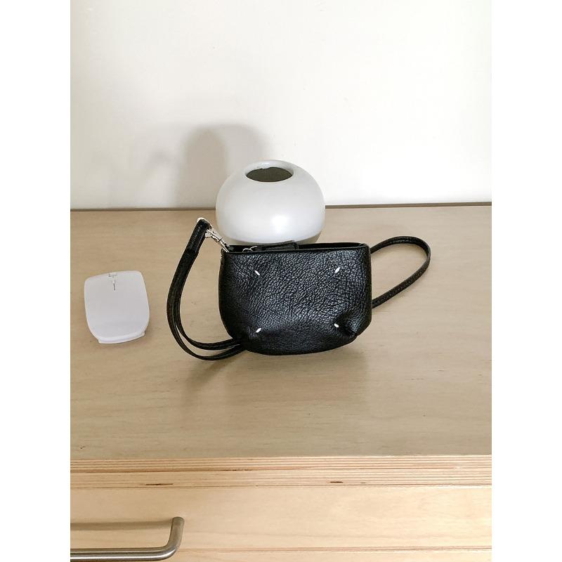 Neck-hanging mini bag spring and summer new waist-span earphones change bag frosted soft leather single shoulder lipstick key bag 2515₽