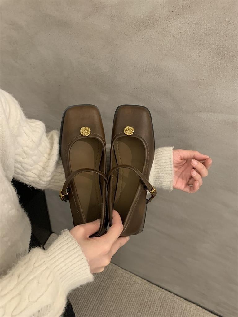 New retro Mary Jane shoes square head shallow mouth word with thick heel versatile single shoes women's shoes
