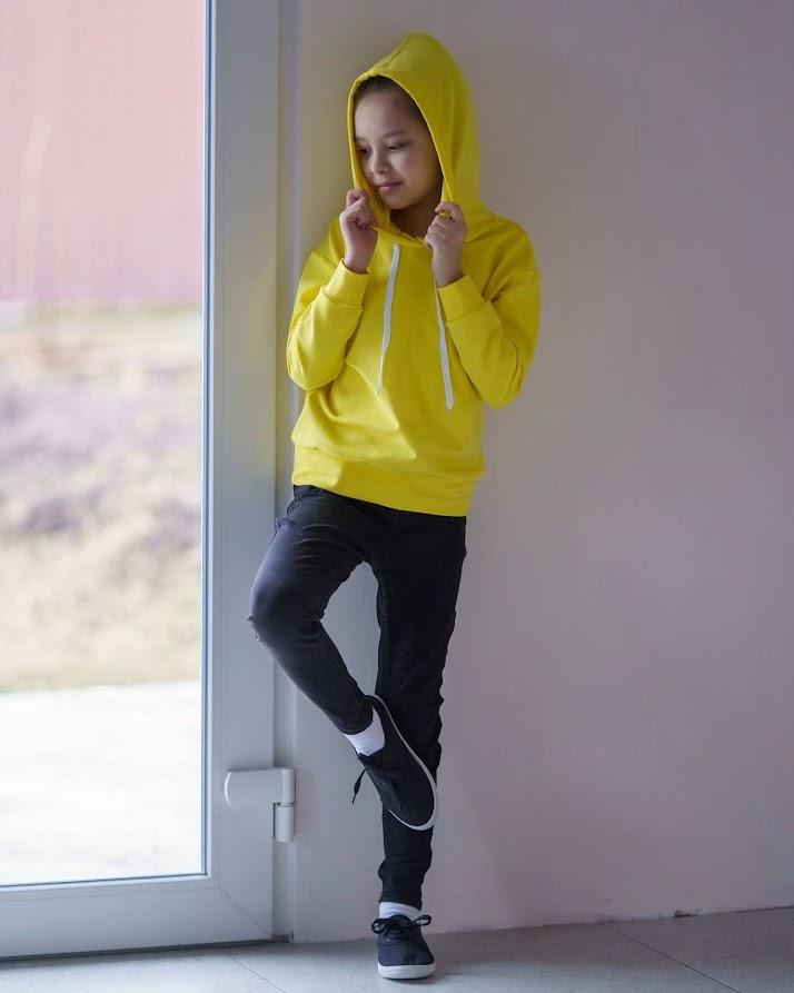 Girls’ Casual Hoodie – Hooded Sweatshirt with Cuffs, Any Season, 6226-057-5 HC