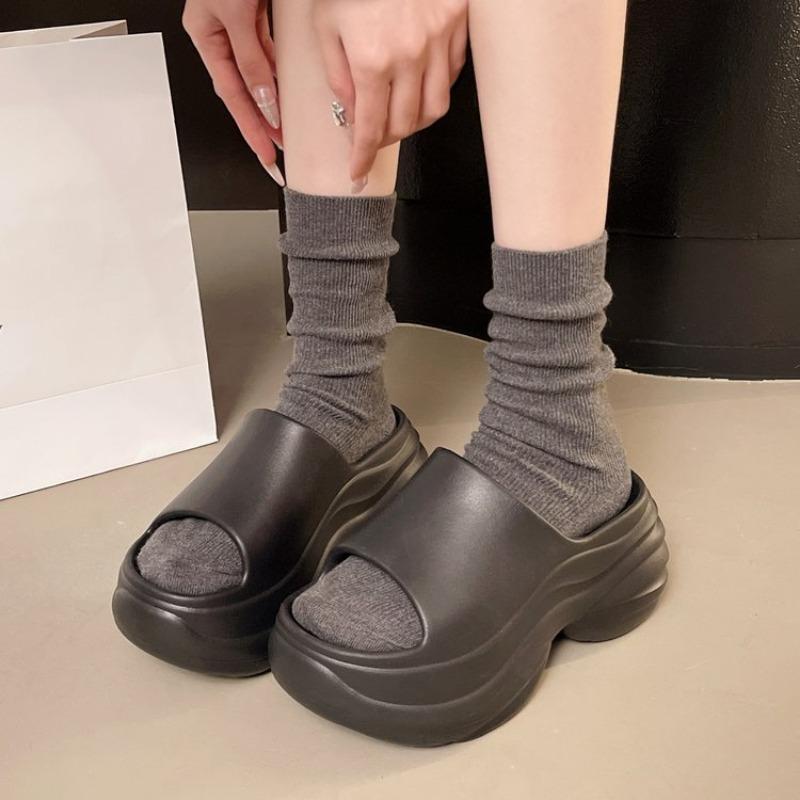 Women's Fashion Chunky Platform Slippers Summer 2025 Non Slip Wedges Sandals Woman Outdoor Thick Bottom Eva Slippers for Women
