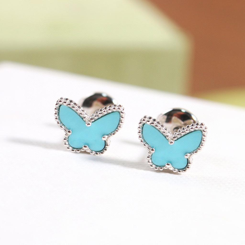 2023 New Hot Brand Vintage Bracelet For Women Luxury Jewelry Set Designer High Quality Butterfly Necklace and Earrings