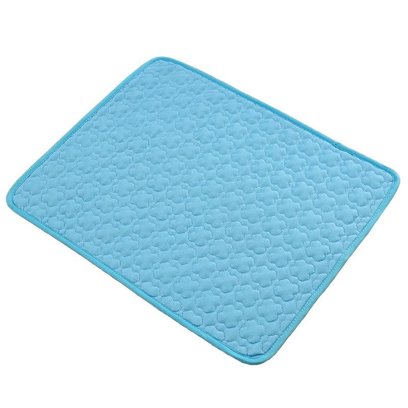 Summer Dog Cooling Mat Pet Ice Pads Cat Breathable Blanket Cat Washable Sofa Breathable Pet Dog Bed Pet Car Seat Cushion Sofa
