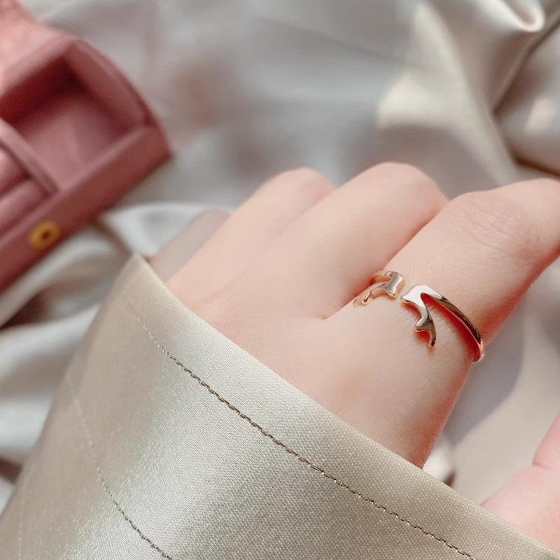 Christmas Antler Ring: Cute Korean-Japanese Style, Simple Titanium Steel, Gold-Plated, Index Finger Accessory