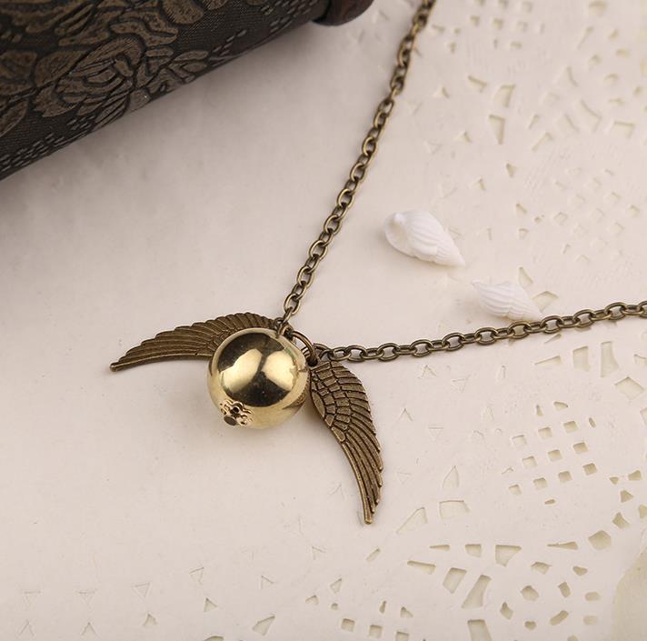 New Fashion Necklace Design Ladies Fashion Simple Simple Metal Round Necklace Sales