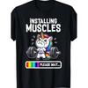 Camiseta Divertida de Gimnasio - Diseño de Instalando Músculos con Unicornio Gruñón Levantando Pesas - Camiseta de Algodón Suave para Entrenar para Mujeres y Hombres - Regalo Divertido de Fitness para