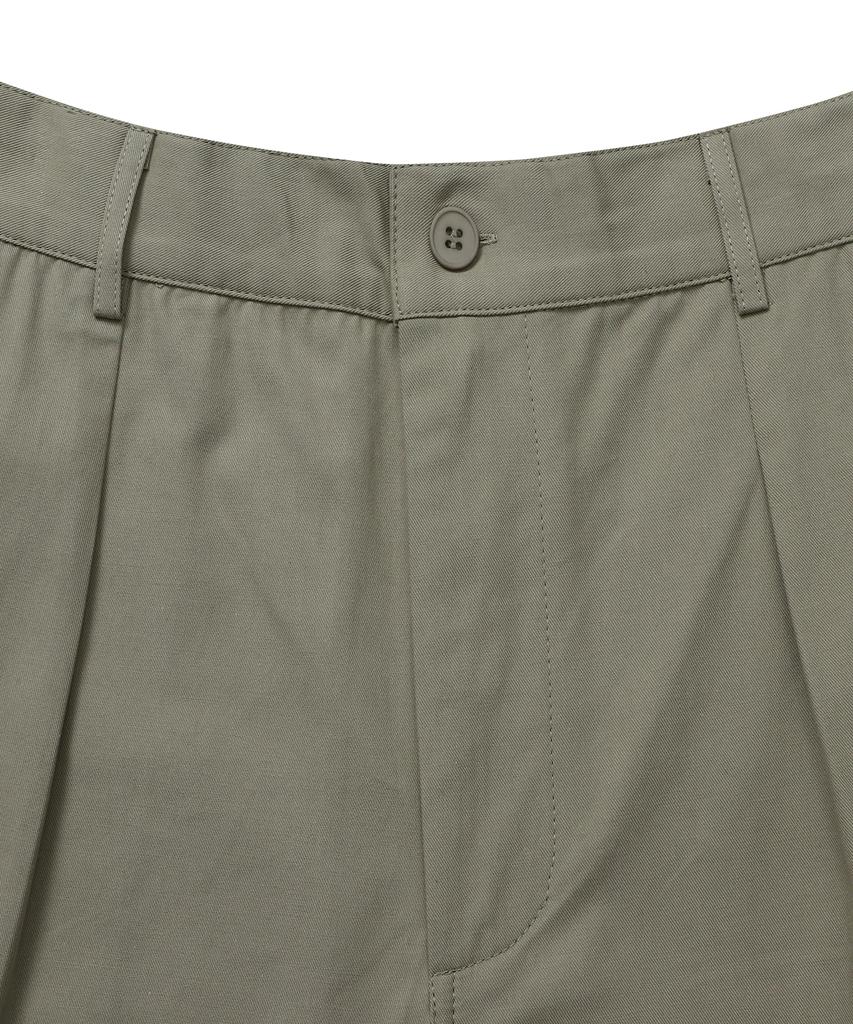 CONNECT KINLOCH Two-Tuck Half Pants (Light Khaki)