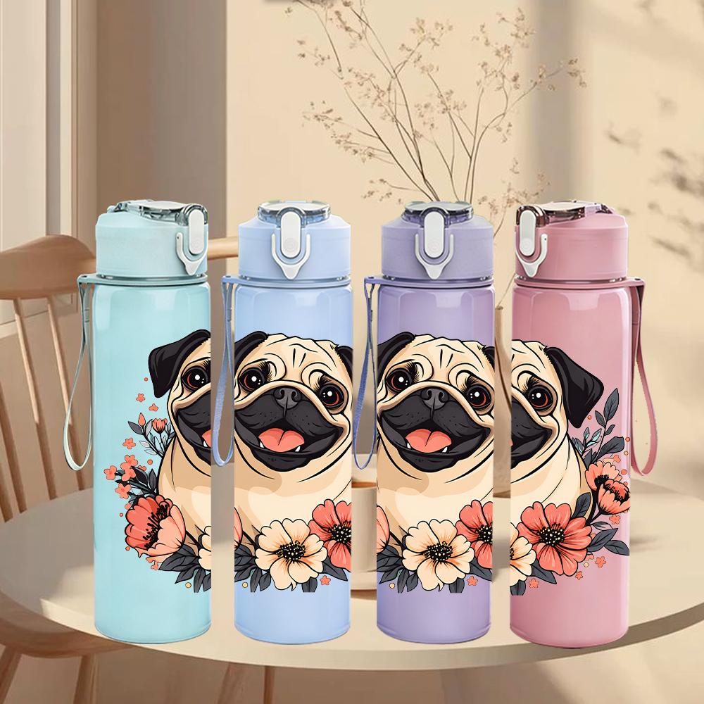 1 PZ Carino Carlino Circondato da Fiori 750ml Bottiglia d'Acqua Sportiva in Plastica Colorata Tappo con Cannuccia a Flip Anti-perdita Adatta per Sport Ufficio Uso Domestico