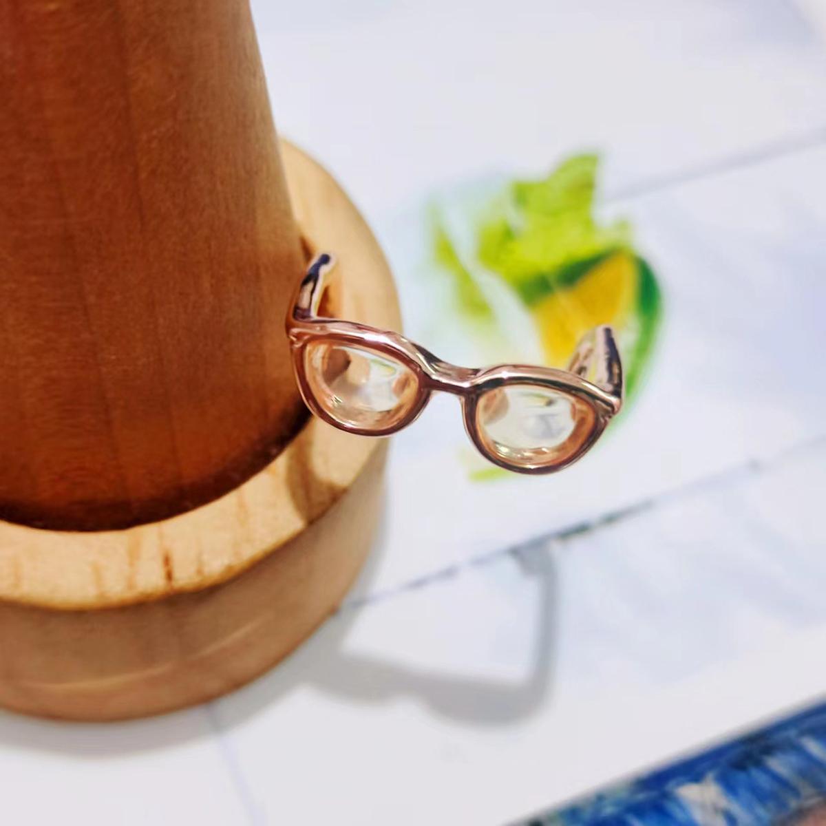 

Милые маленькие кольца для очков, милые открытые кольца для очков для женщин, мужчин и девочек, забавные регулируемые мини-очки с пряжкой на палец, ювелирные изделия