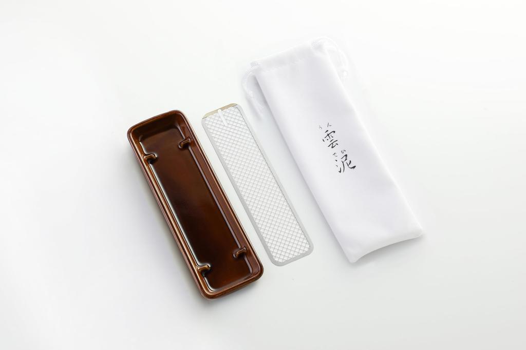 Stylish ceramic incense holder for incense sticks, horizontal placement, relaxing cherry blossom design, soothing, Buddhist altar accessory (rust