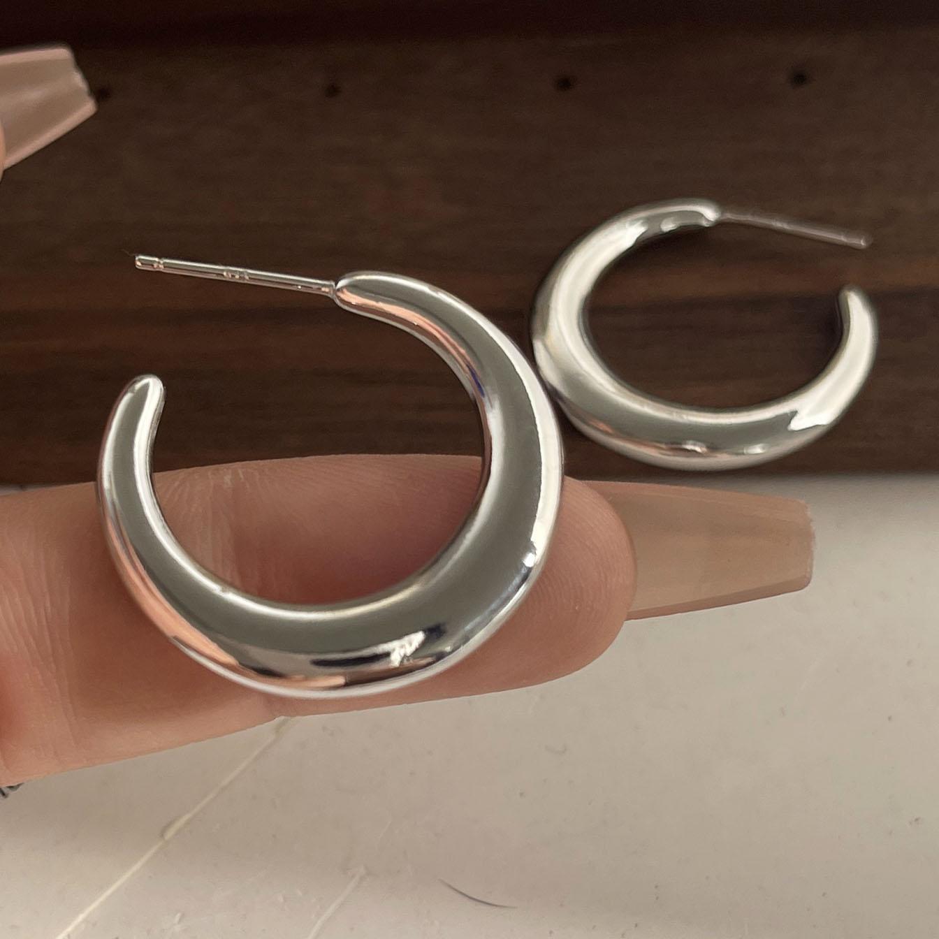 

925 Sterling Silver Vintage Earrings For Women Simple Big Moon Shape Earring Jewelry Prevent Allergy Party Accessories Gift