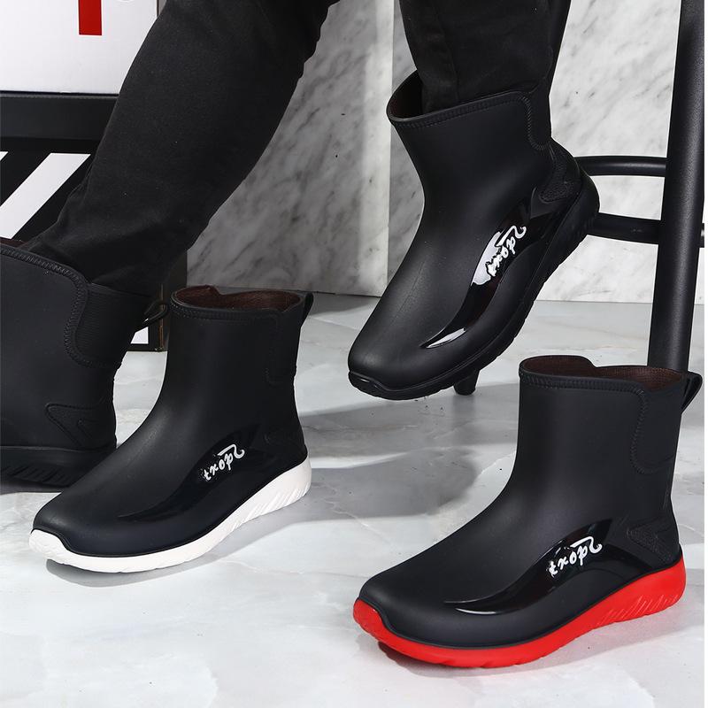 Men's rain shoes non-slip and waterproof fashion rain boots fleece thermal rubber shoes kitchen fishing medium tube water shoe cover shoes